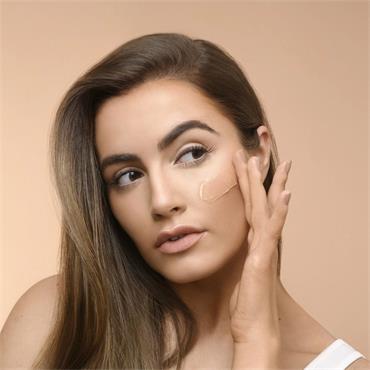 PERFECTION PRIMER CHAMPAGNE GLOW